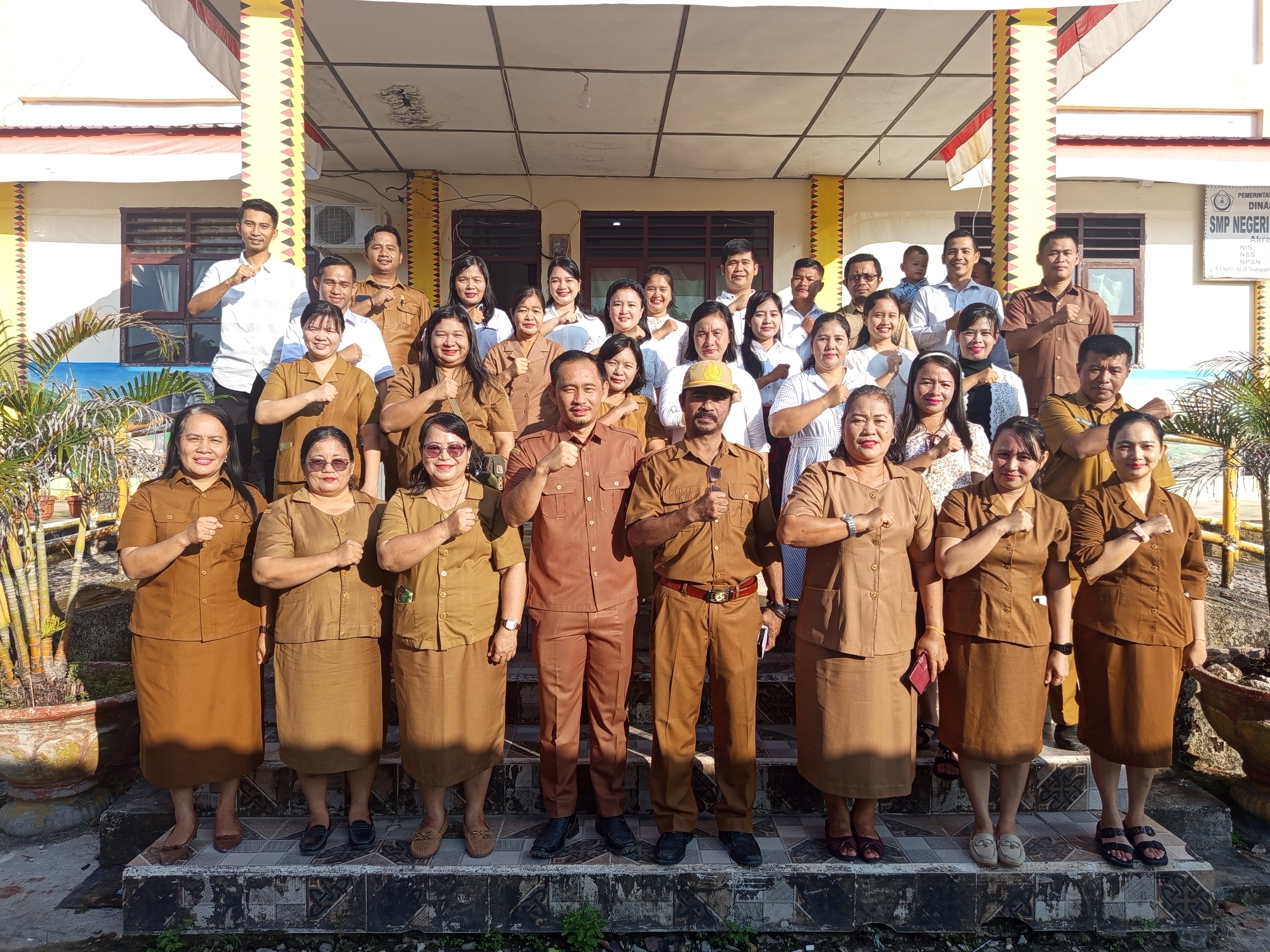 Galeri SMPN 1 Teluk Dalam 1